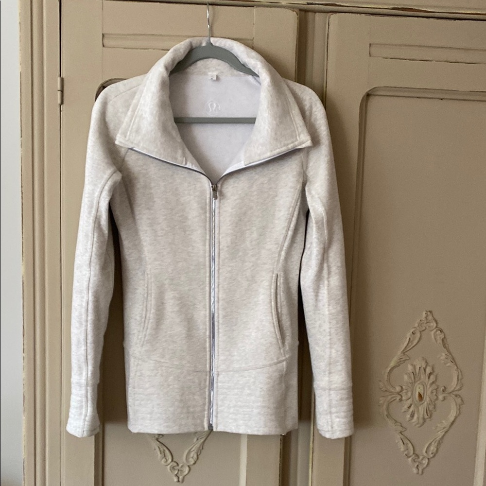 Lululemon Scuba Full Zip Jacket Size 6
